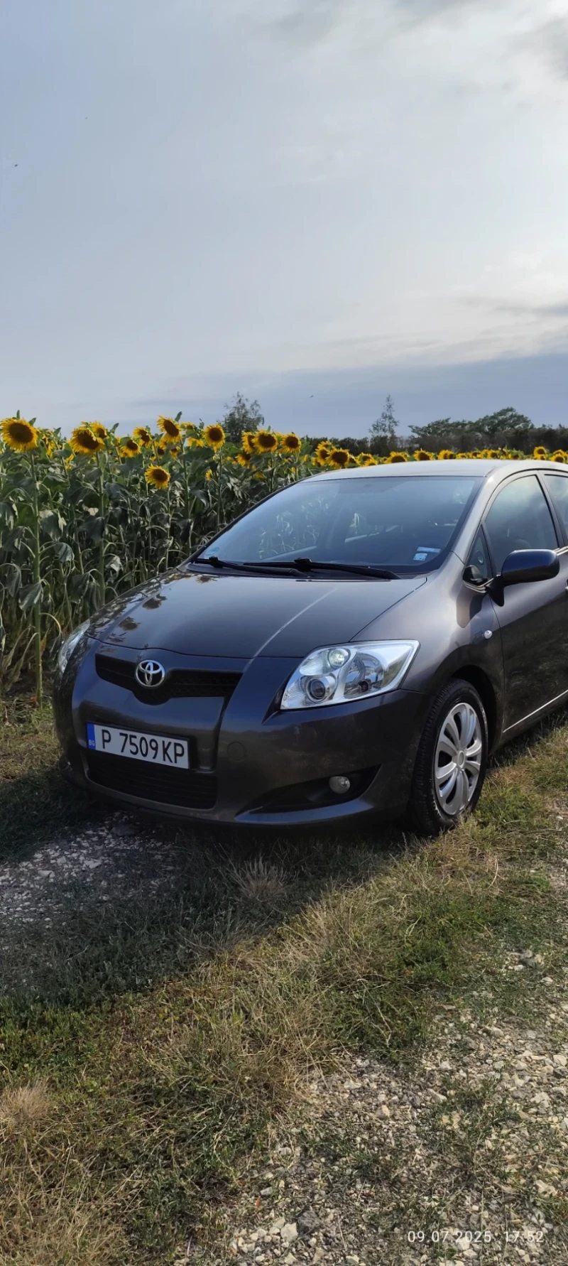 Toyota Auris 2.0 D-4D, 126 k.s, снимка 6 - Автомобили и джипове - 52475035