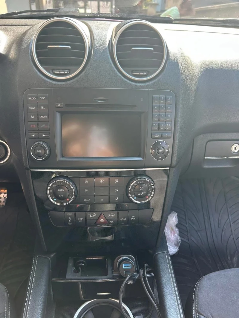 Mercedes-Benz 320 320 CDI 4MATIC, снимка 12 - Автомобили и джипове - 52191102