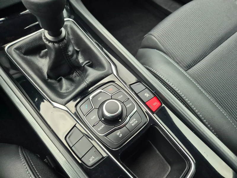 Peugeot 508 2.0 HDI, снимка 12 - Автомобили и джипове - 53028526