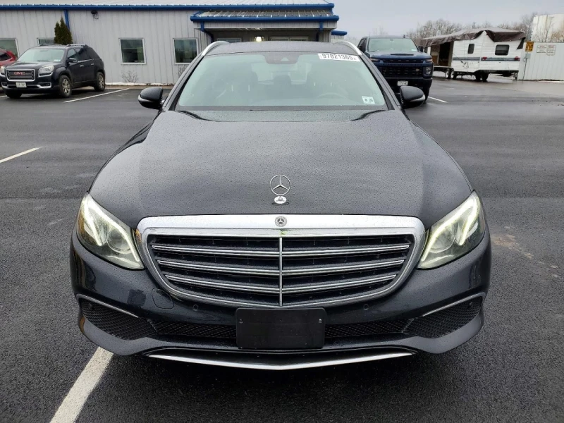 Mercedes-Benz E 400, снимка 5 - Автомобили и джипове - 53502327