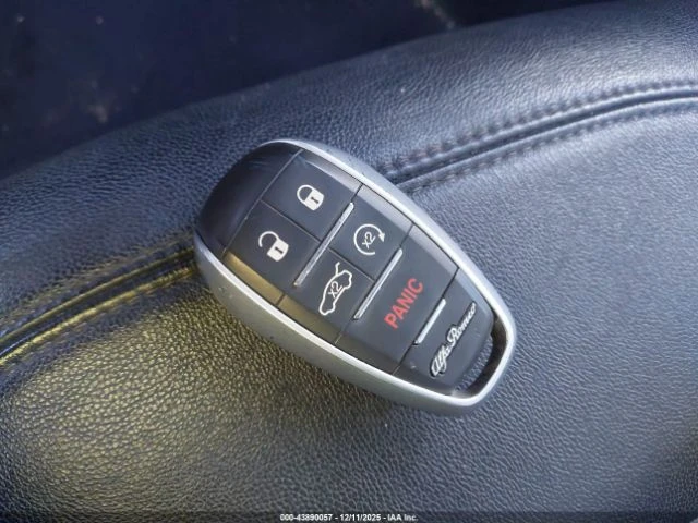 Alfa Romeo Giulia AWD* PANORAMA* KEYLESS* �������*  | Mobile.bg � ����������� 15