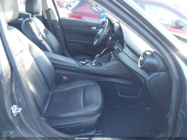 Alfa Romeo Giulia AWD* PANORAMA* KEYLESS* �������*  | Mobile.bg � ����������� 11