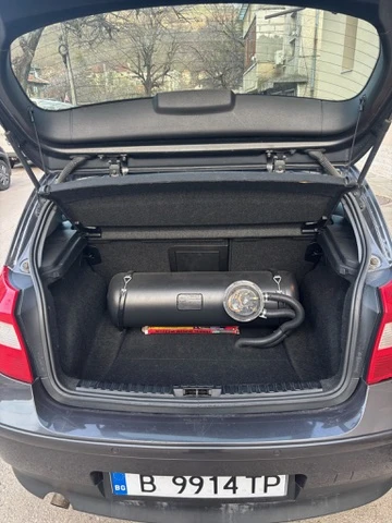 BMW 118 БЕНЗИН/ГАЗ, снимка 13 - Автомобили и джипове - 53841386