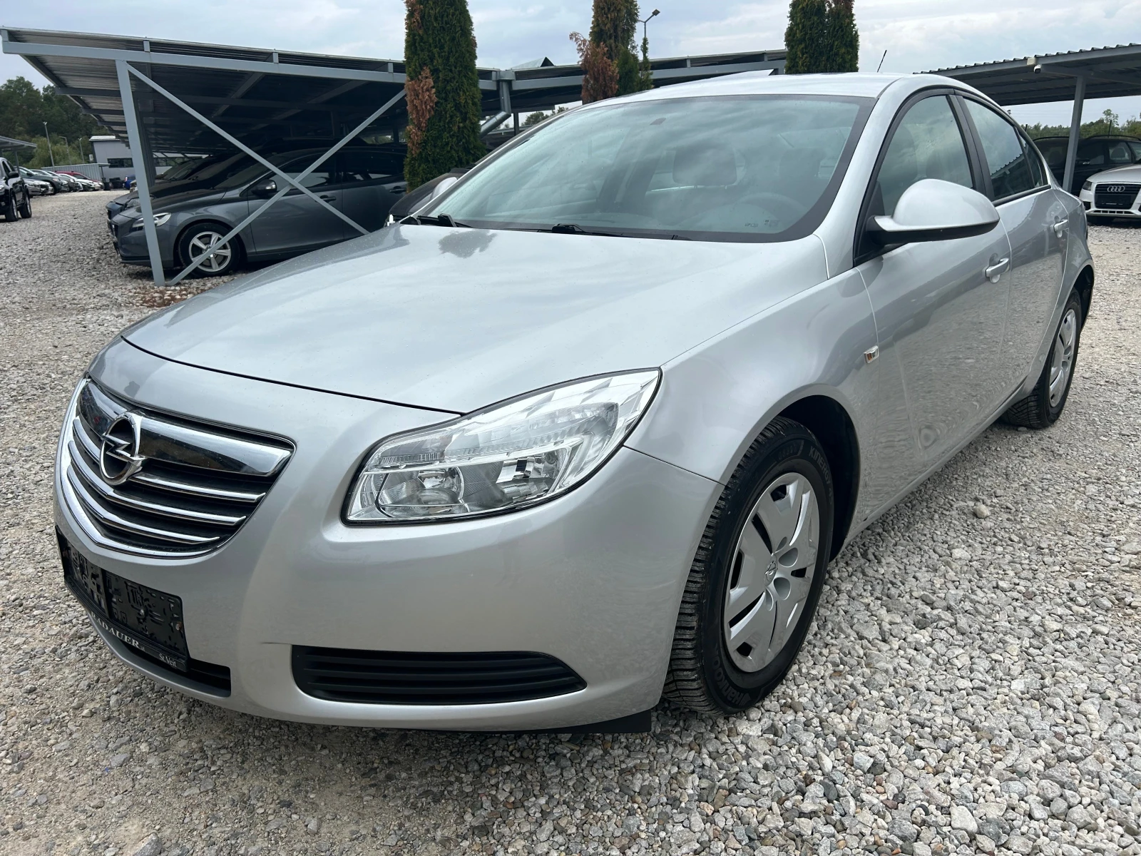 Opel Insignia 1, 6 I КЛИМАТРОНИК !! 128000 РЕАЛНИ КМ. !! - изображение 7