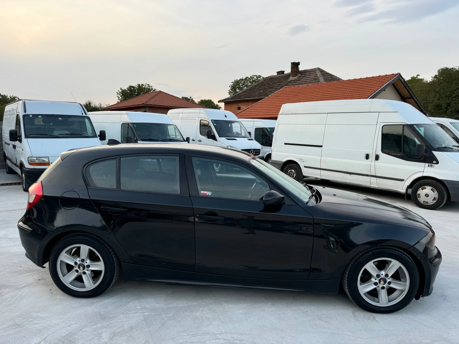 BMW 118 2.0D M-PACKET - изображение 4