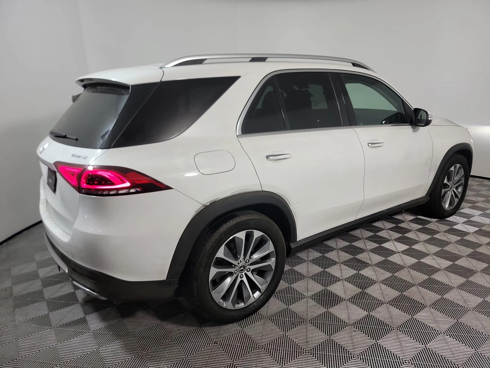 Mercedes-Benz GLE 450 4MATIC* Burmester* Шибидах* Keyless* Камера*  - изображение 4