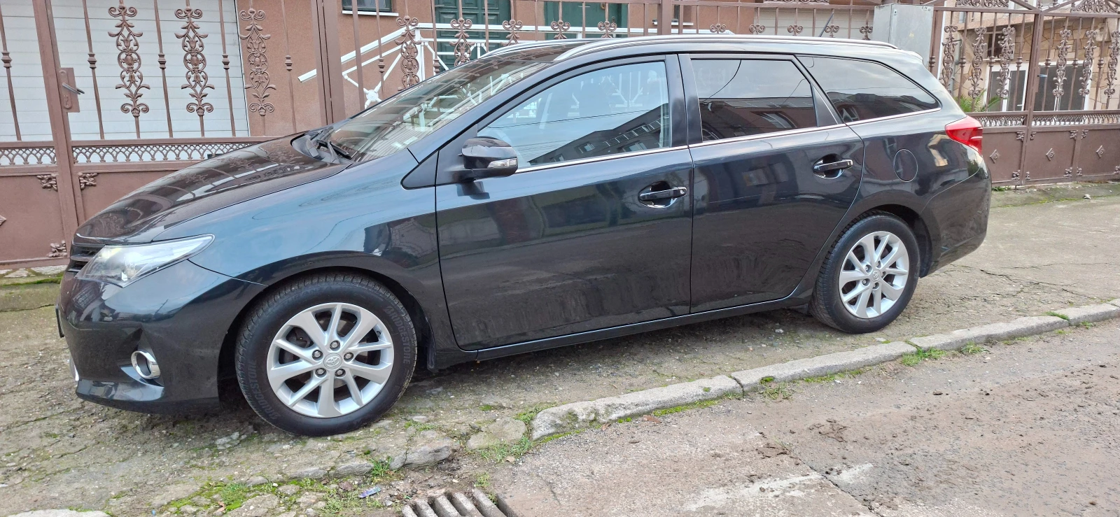 Toyota Auris 1.4 | Mobile.bg   12