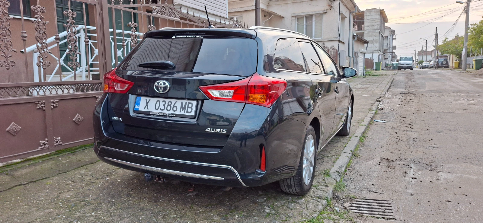 Toyota Auris 1.4 - изображение 5