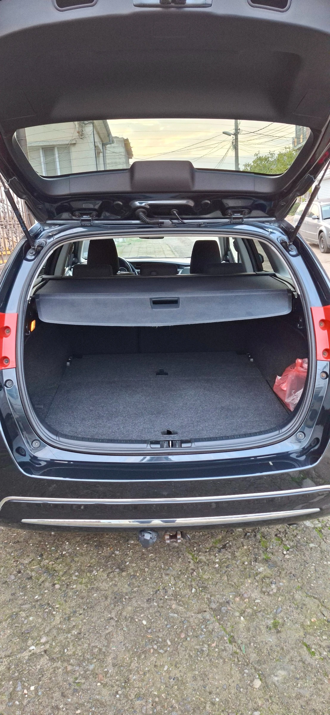 Toyota Auris 1.4 - изображение 7