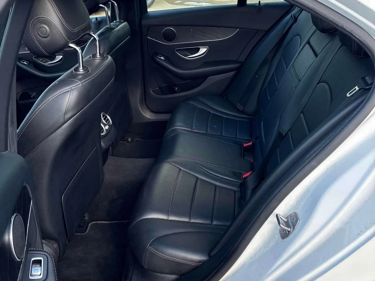 Mercedes-Benz C 300 * CARFAX * 2 �����* �������* KEYLESS* PANO | Mobile.bg � ����������� 12