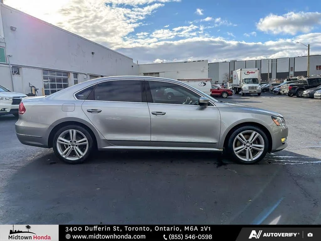 VW Passat * * AS IS / CLEAN CARFAX / NAVIGATION* * CARFAX *  | Mobile.bg � ����������� 11