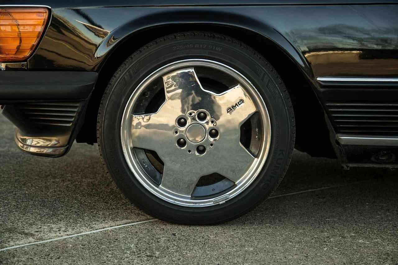 Mercedes-Benz SL * 560SL * CARFAX * ЦЕНА ДО БГ - изображение 7