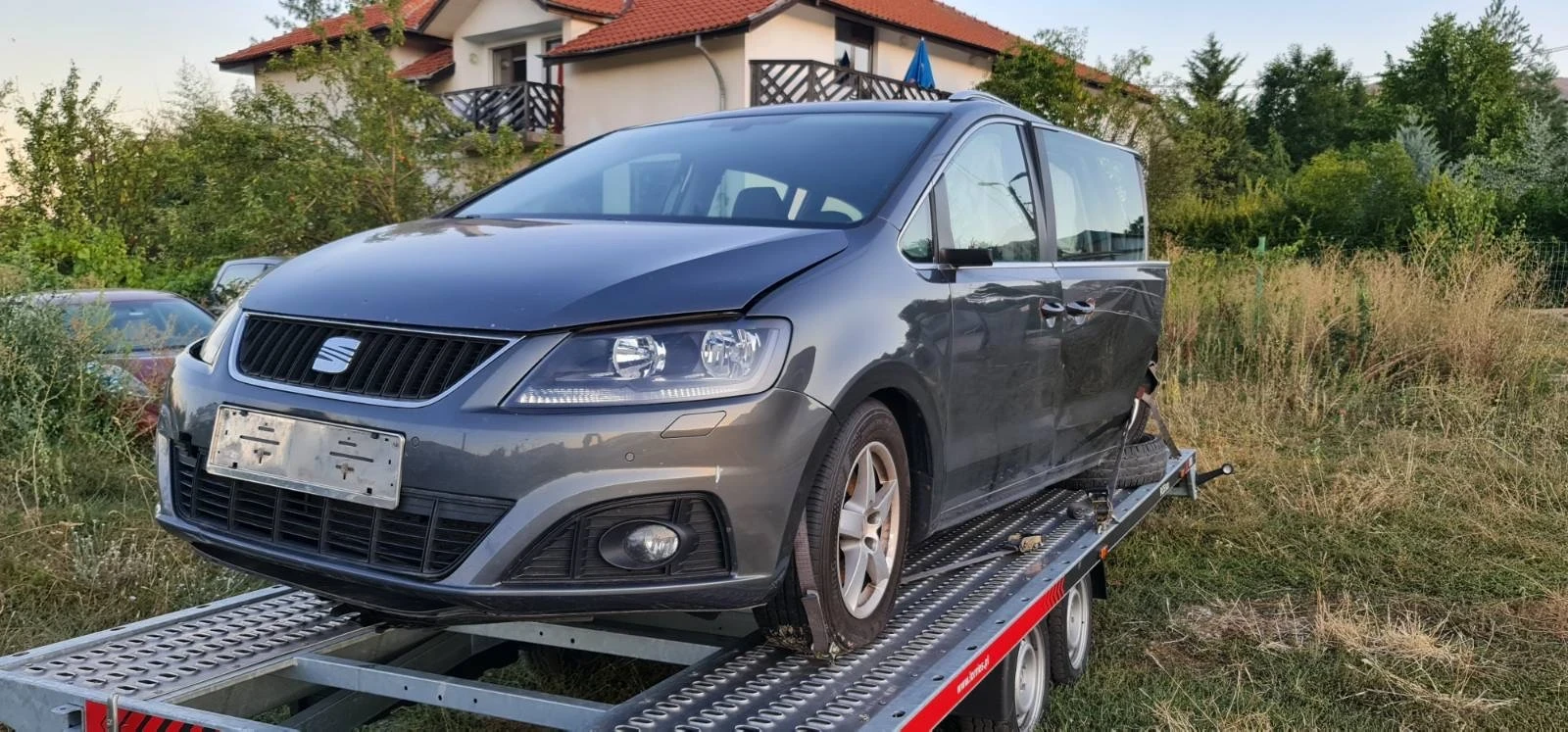Seat Alhambra 2.0 - изображение 6