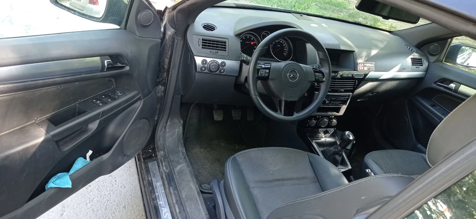 Opel Astra, снимка 8 - Автомобили и джипове - 53718551