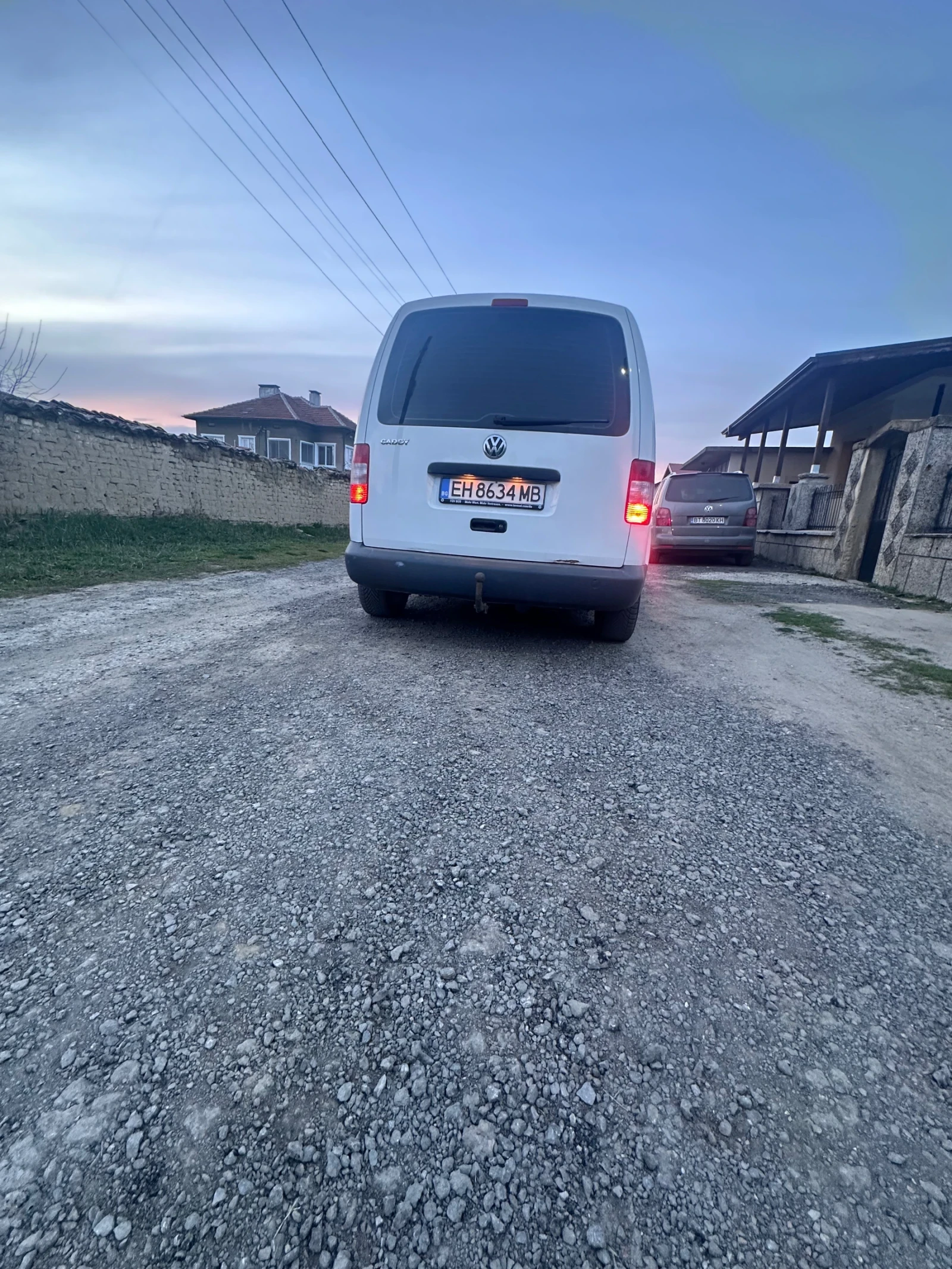 VW Caddy 1.9 TDI, снимка 4 - Автомобили и джипове - 53758180