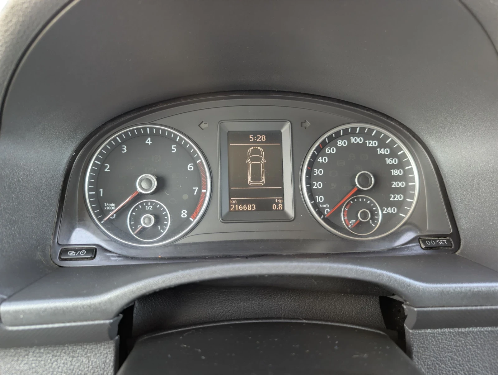 VW Caddy 2.0i* фаб.Метан, снимка 13 - Автомобили и джипове - 54130802