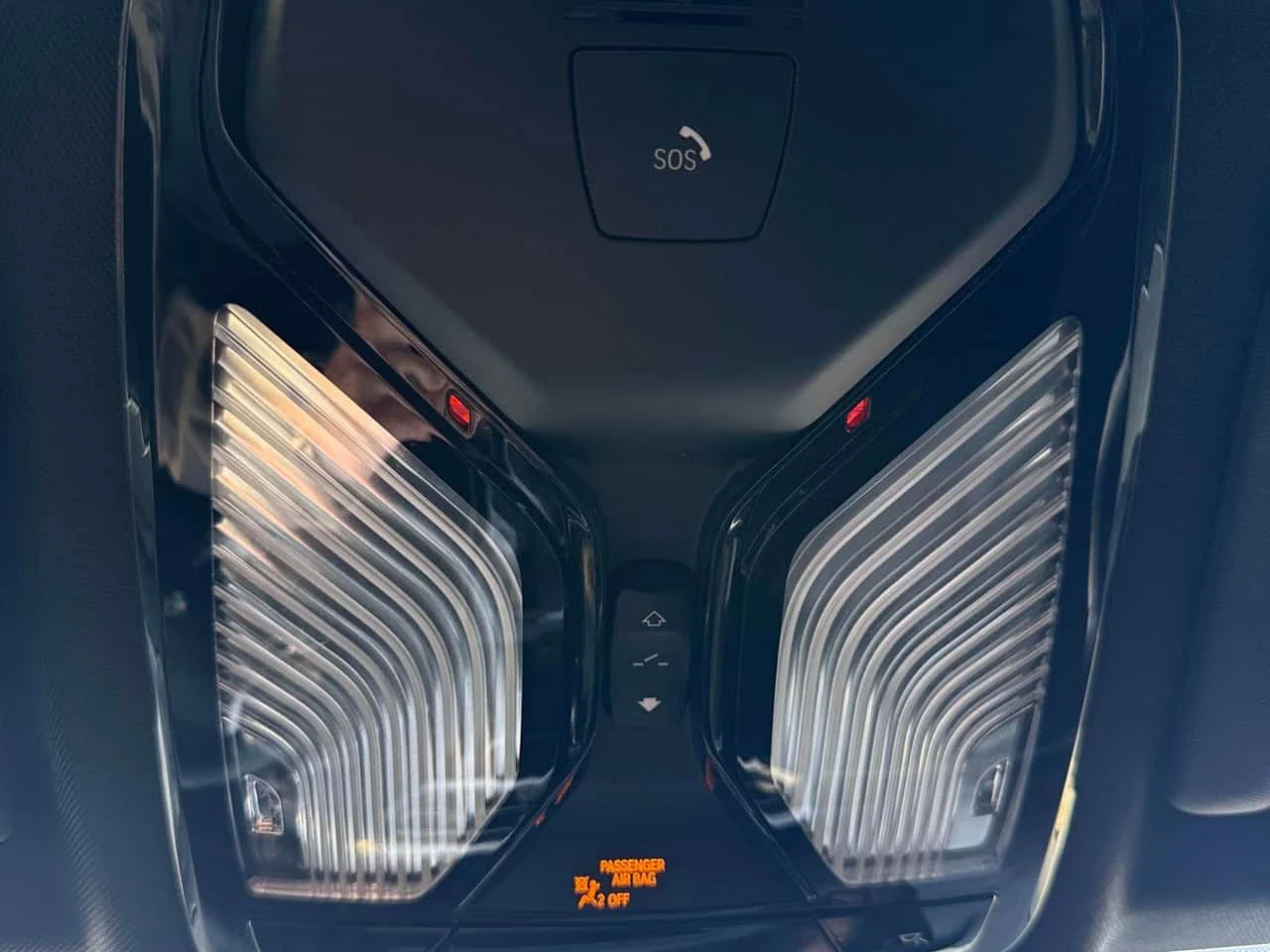 BMW 330 i xDrive/ПОДГРЕВИ/ШИБИДАХ, снимка 13 - Автомобили и джипове - 54353665