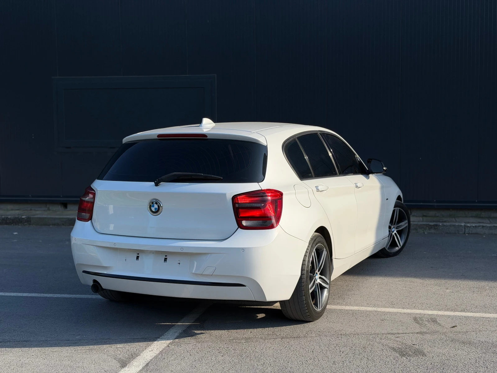 BMW 118, снимка 4 - Автомобили и джипове - 54371323