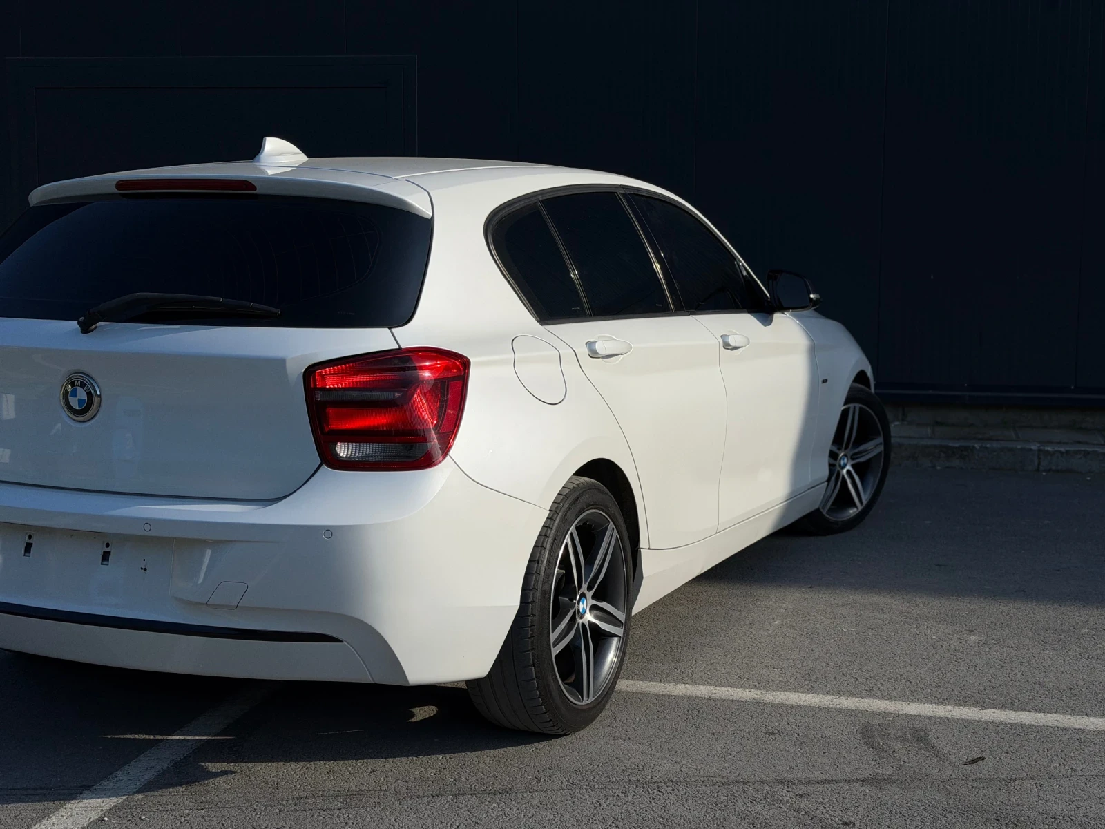 BMW 118, снимка 5 - Автомобили и джипове - 54371323