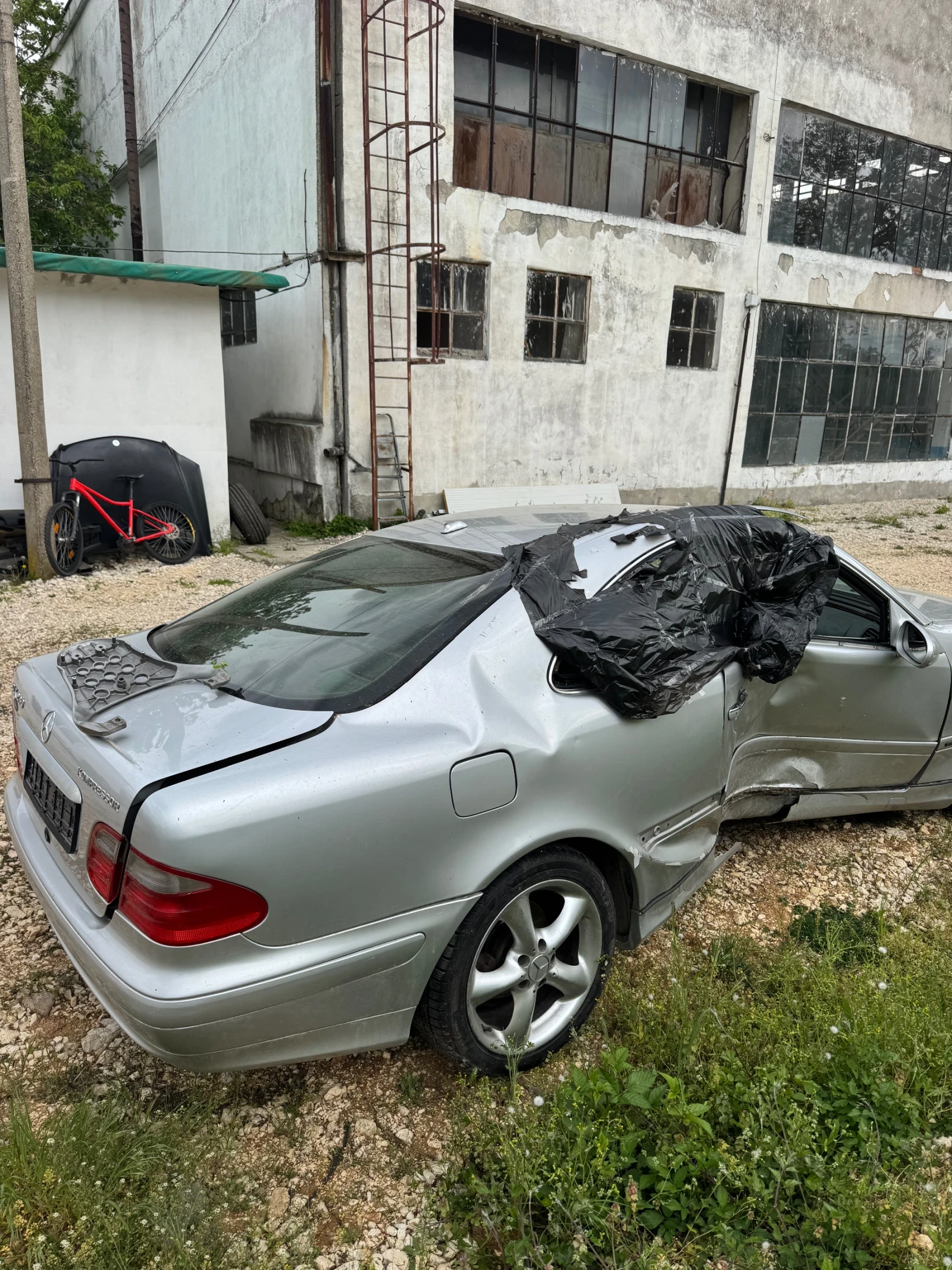 Mercedes-Benz CLK, снимка 5 - Автомобили и джипове - 54372268