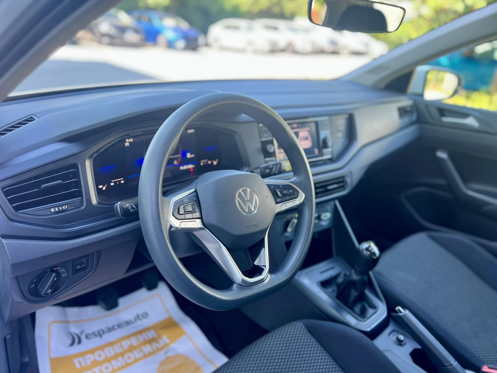VW Polo Facelift / 1.0 TSI / 95 �.�. / LED / Digital / ACC | Mobile.bg � ����������� 9