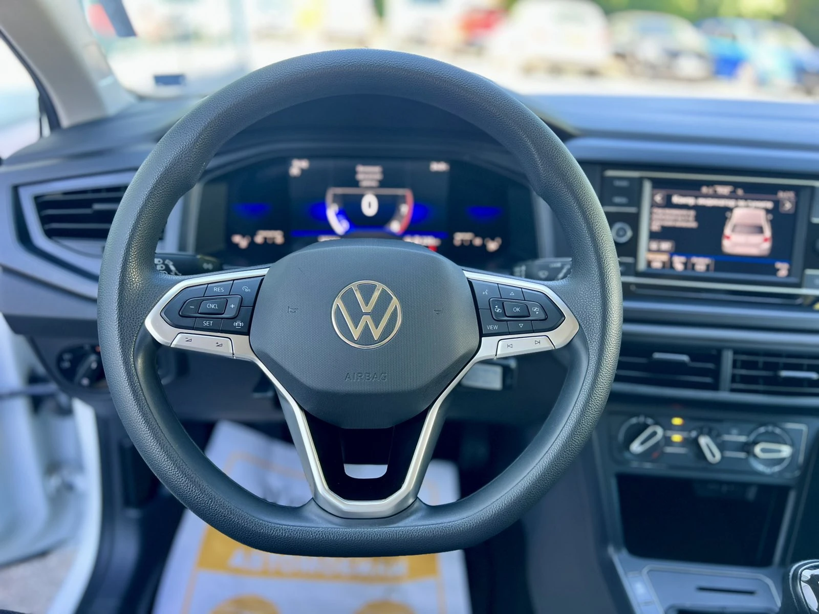 VW Polo Facelift / 1.0 TSI / 95 �.�. / LED / Digital / ACC | Mobile.bg � ����������� 11