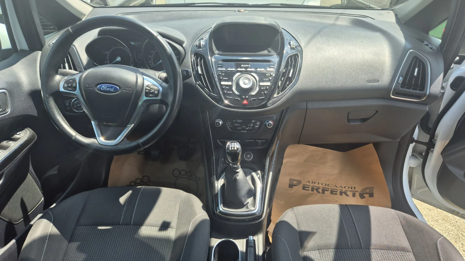Ford B-Max 1.4 газ/бензин 90к.с., снимка 11 - Автомобили и джипове - 55171577