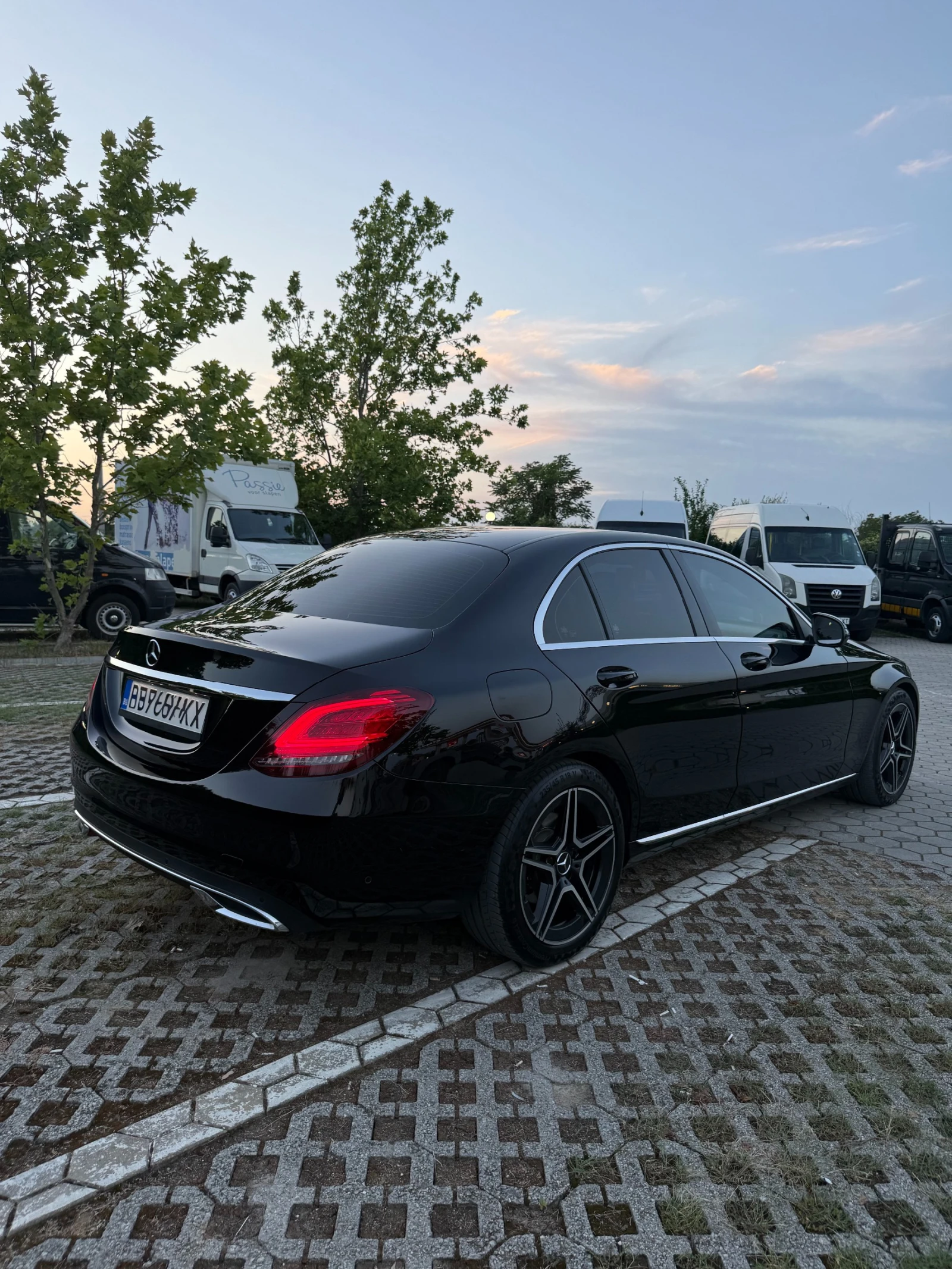 Mercedes-Benz C 220, снимка 5 - Автомобили и джипове - 55355028
