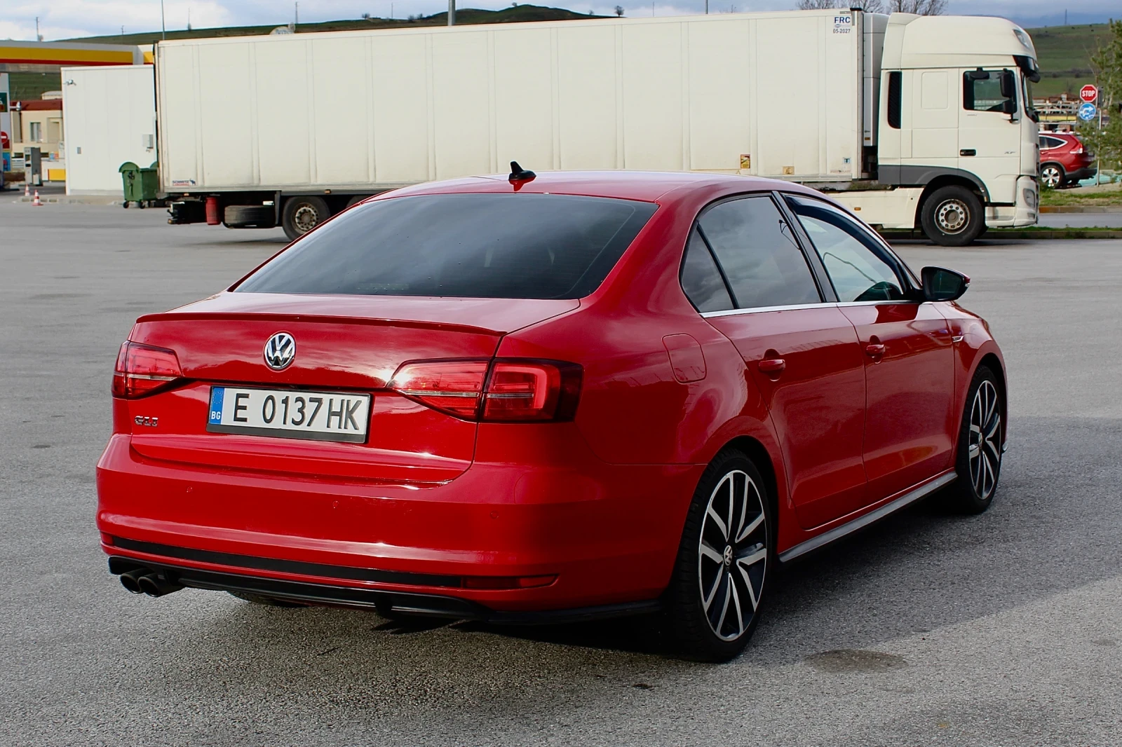 VW Jetta 2.0 TSI GLI 211-кс DSG6, снимка 6 - Автомобили и джипове - 55415431
