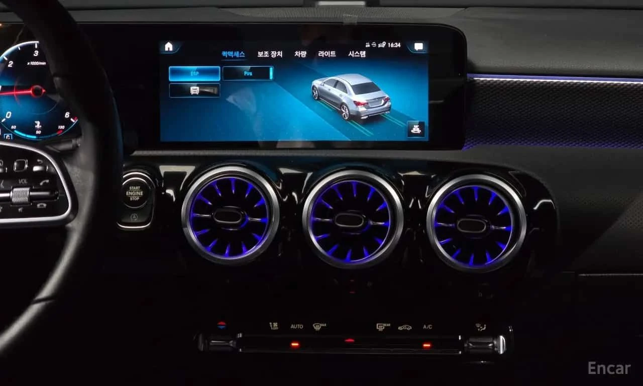Mercedes-Benz A 200 * ОПЦИЯ ЗА ФИНАНСИРАНЕ, снимка 15 - Автомобили и джипове - 55647395