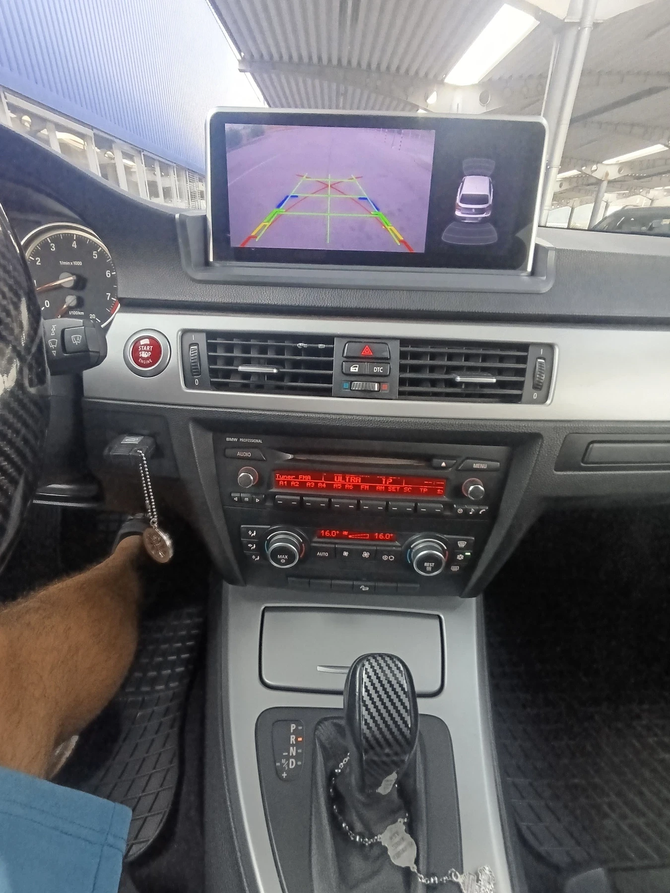 BMW 330 4x4, снимка 11 - Автомобили и джипове - 55711115