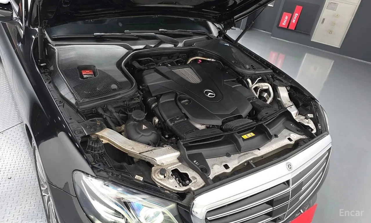 Mercedes-Benz E 400 4MATIC Exclusive /ОБДУХВАНЕ/ПАНОРАМА/BURMESTER/360, снимка 6 - Автомобили и джипове - 56010060