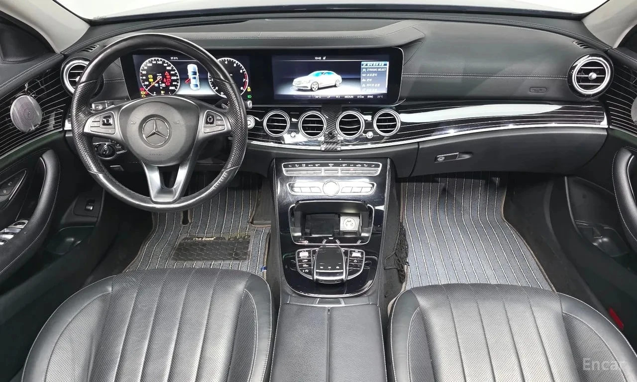 Mercedes-Benz E 400 4MATIC Exclusive /ОБДУХВАНЕ/ПАНОРАМА/BURMESTER/360, снимка 7 - Автомобили и джипове - 56010060