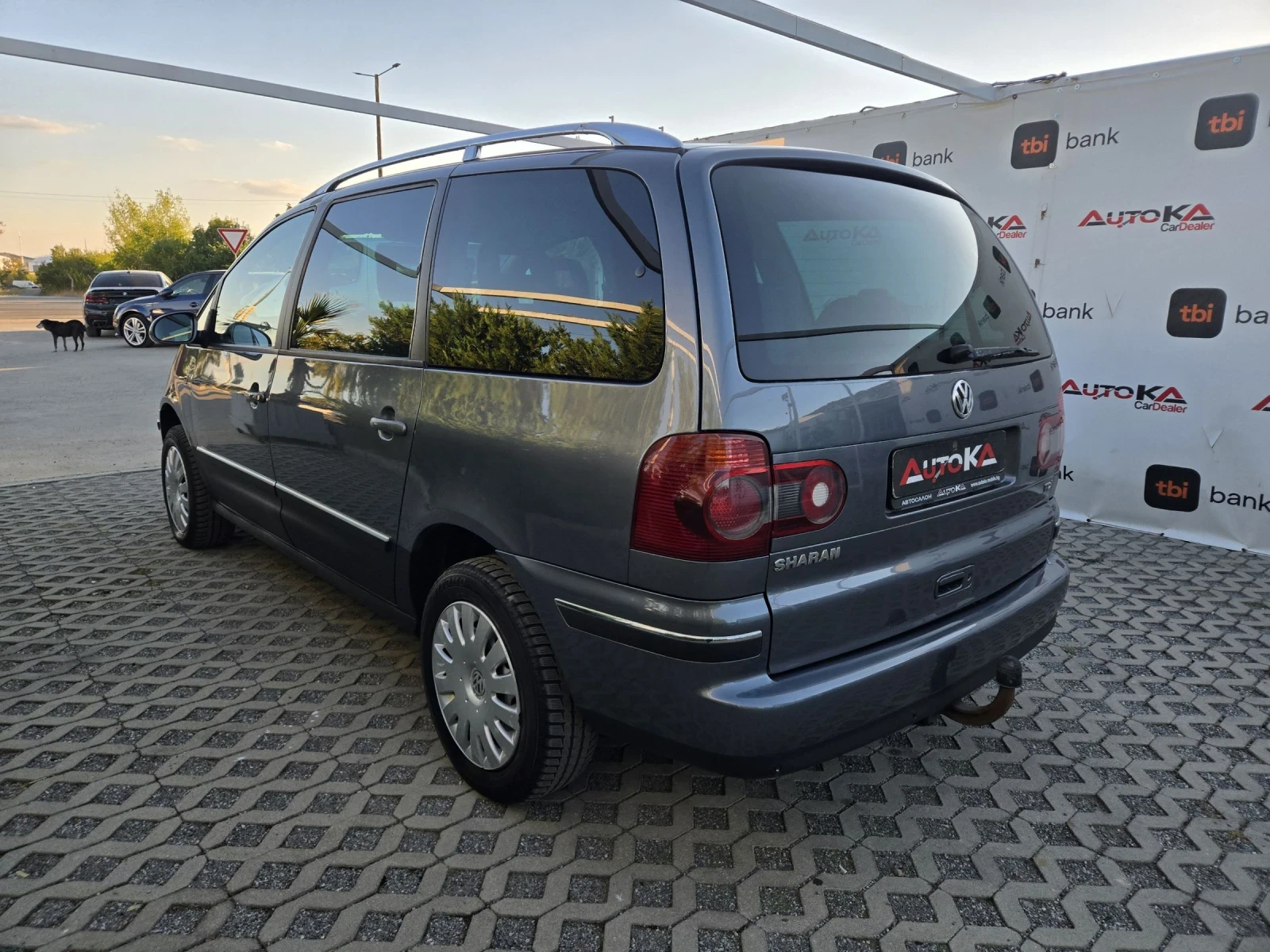 VW Sharan 1.9TDI-116кс= 7МЕСТА= 6СК= FACE= ПОДГРЕВ= КЛИМАТРО, снимка 5 - Автомобили и джипове - 56247087