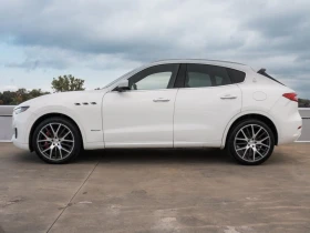 Maserati Levante * АВТО КРЕДИТ* ЦЕНА ДО БГ * СЕРВИЗНА ИСТОРИЯ *  - 42499 лв. / 21729.39 € - 77480864 3