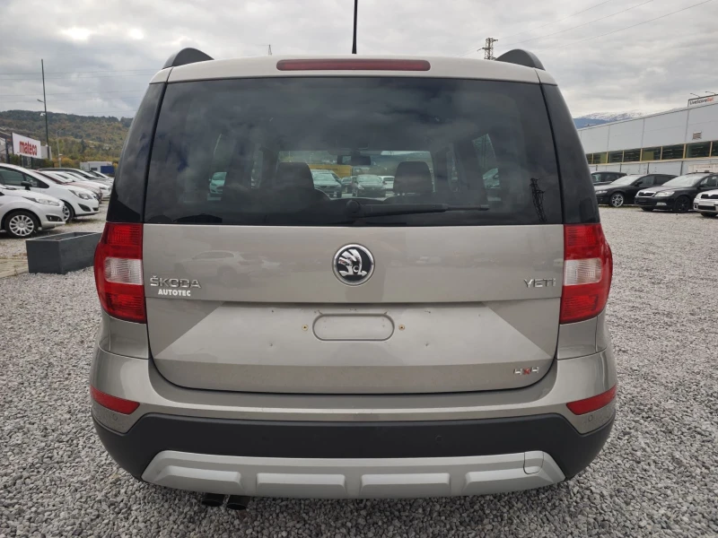 Skoda Yeti 2.0TDI-110k.c. 4x4, снимка 5 - Автомобили и джипове - 52051150
