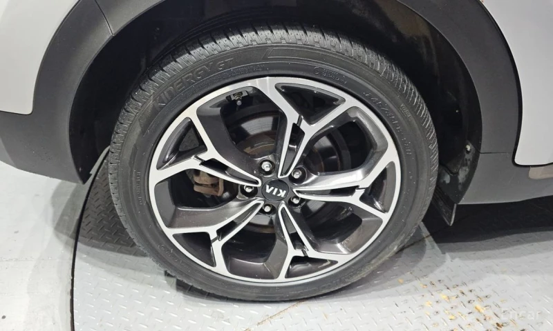 Kia Sportage, снимка 5 - Автомобили и джипове - 52731494