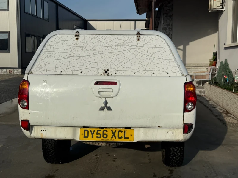 Mitsubishi L200 2.5 did 136 , снимка 8 - Автомобили и джипове - 53020464