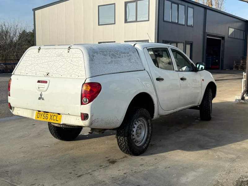 Mitsubishi L200 2.5 did 136 , снимка 7 - Автомобили и джипове - 53020464