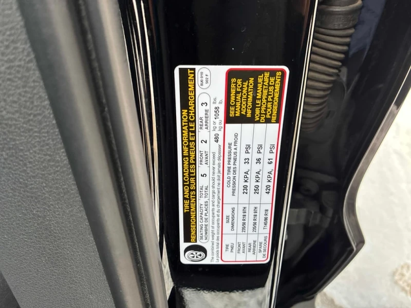 Audi Q3 Komfort  CARFAX, снимка 11 - Автомобили и джипове - 53074667