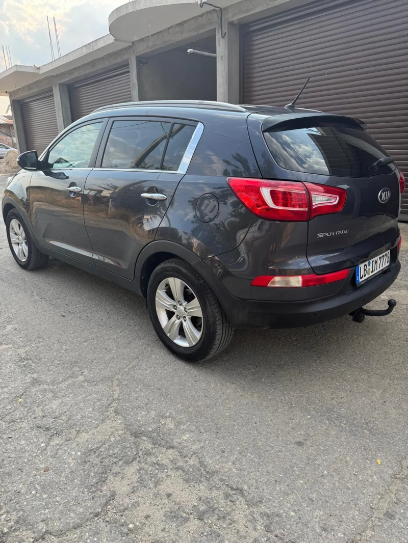Kia Sportage 1.7 CRDI, снимка 3 - Автомобили и джипове - 53249283
