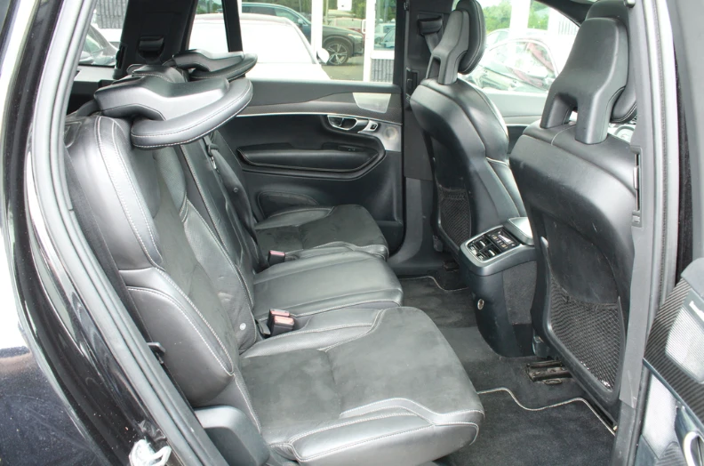 Volvo Xc90 AWD T6 R-DESIGN * BOWER&WILKINS, снимка 11 - Автомобили и джипове - 52816511