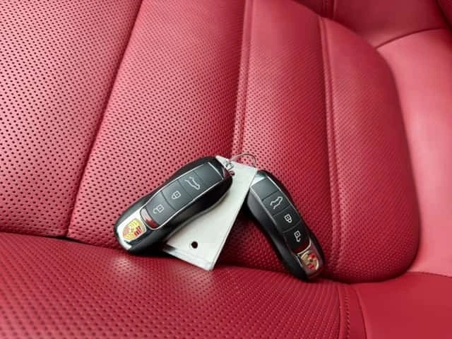 Porsche Macan * GTS * CARFAX * , снимка 15 - Автомобили и джипове - 56215501