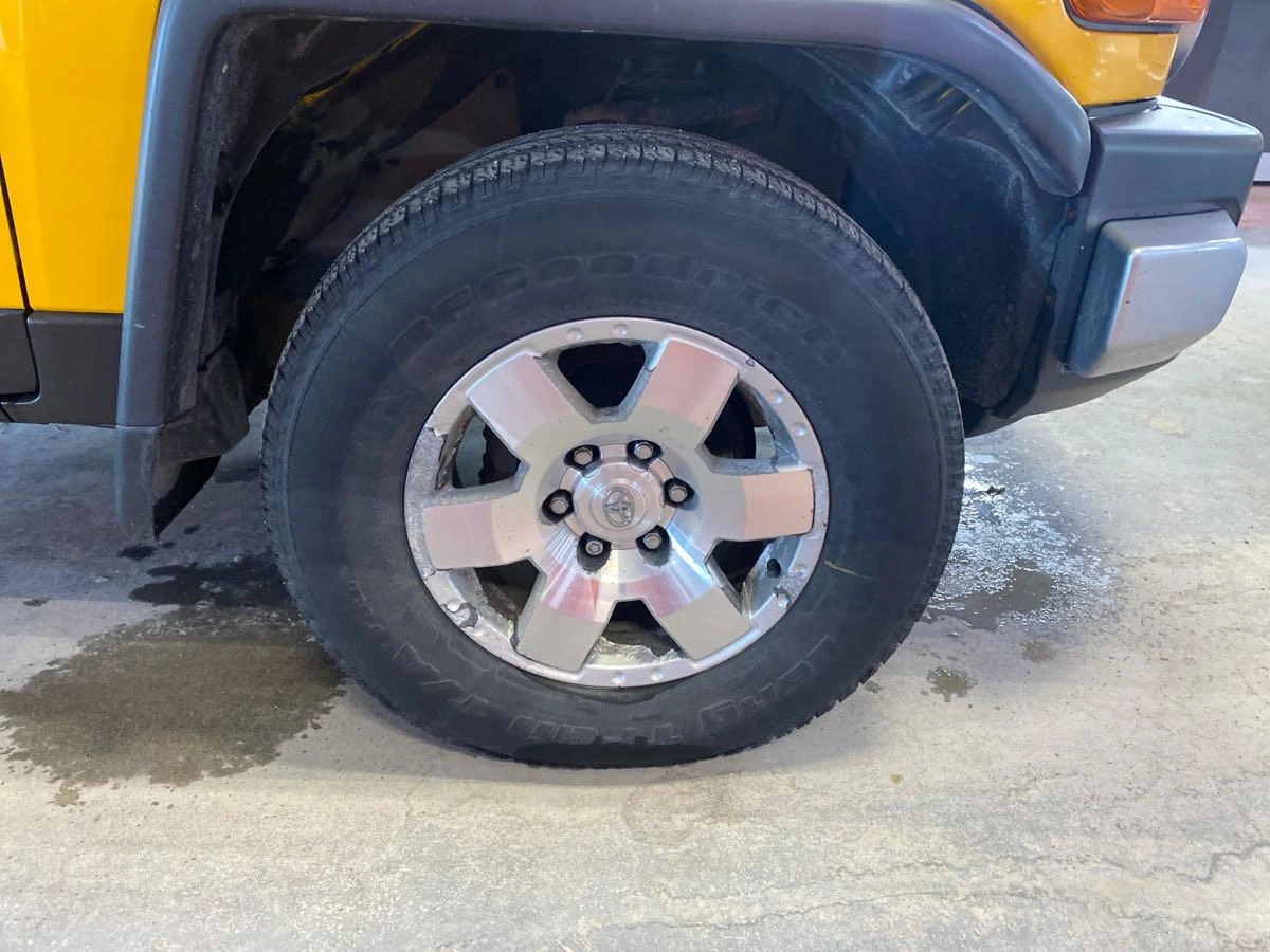 Toyota Fj cruiser 4WD 4dr Manual CARFAX АВТО КРЕДИТ  - изображение 7