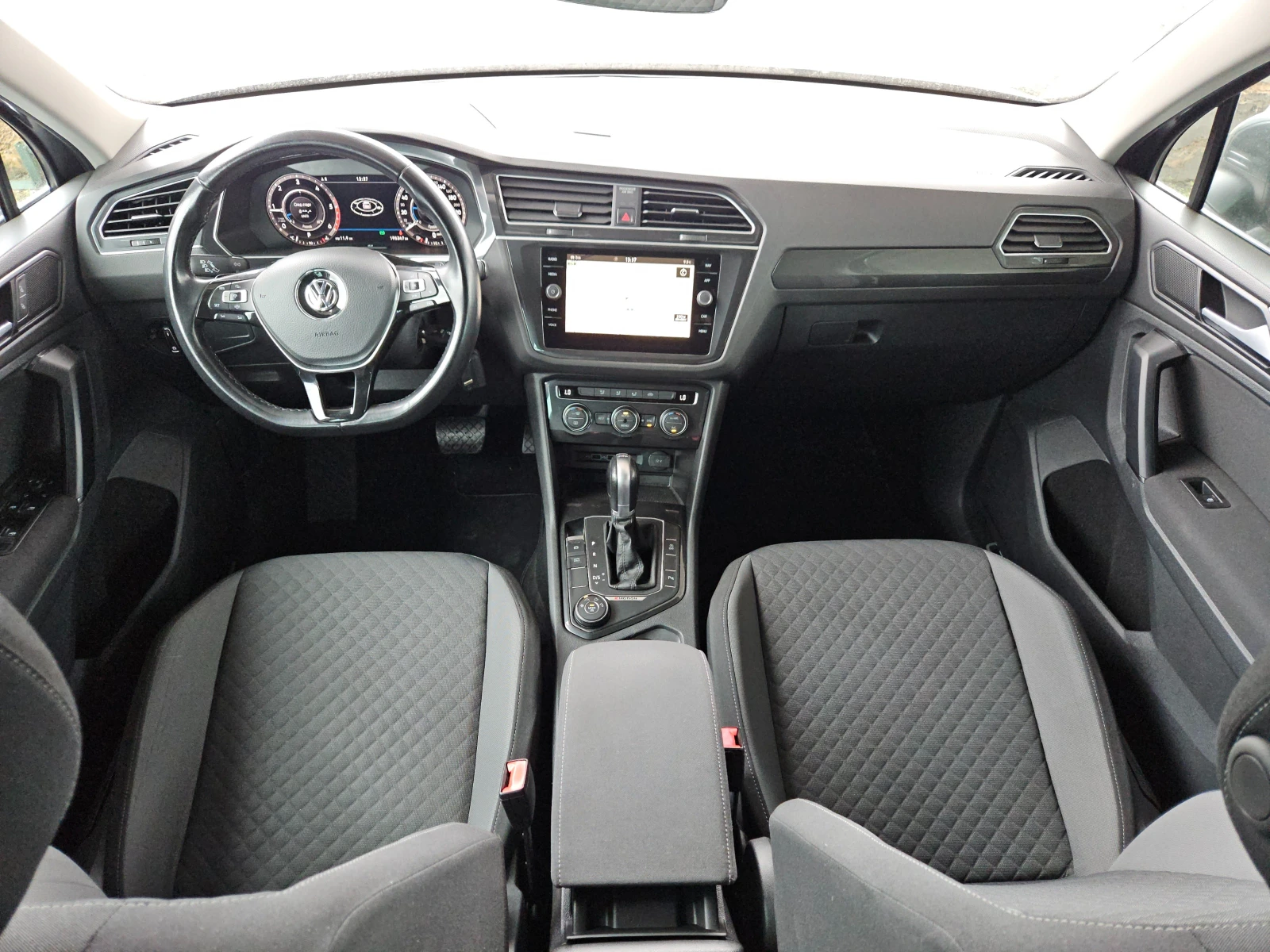 VW Tiguan 2.0TDI/BLACK FRIDAУ/7DSG/NAVI/БЛУТУТ/ACC/EURO6/ТОП - изображение 10