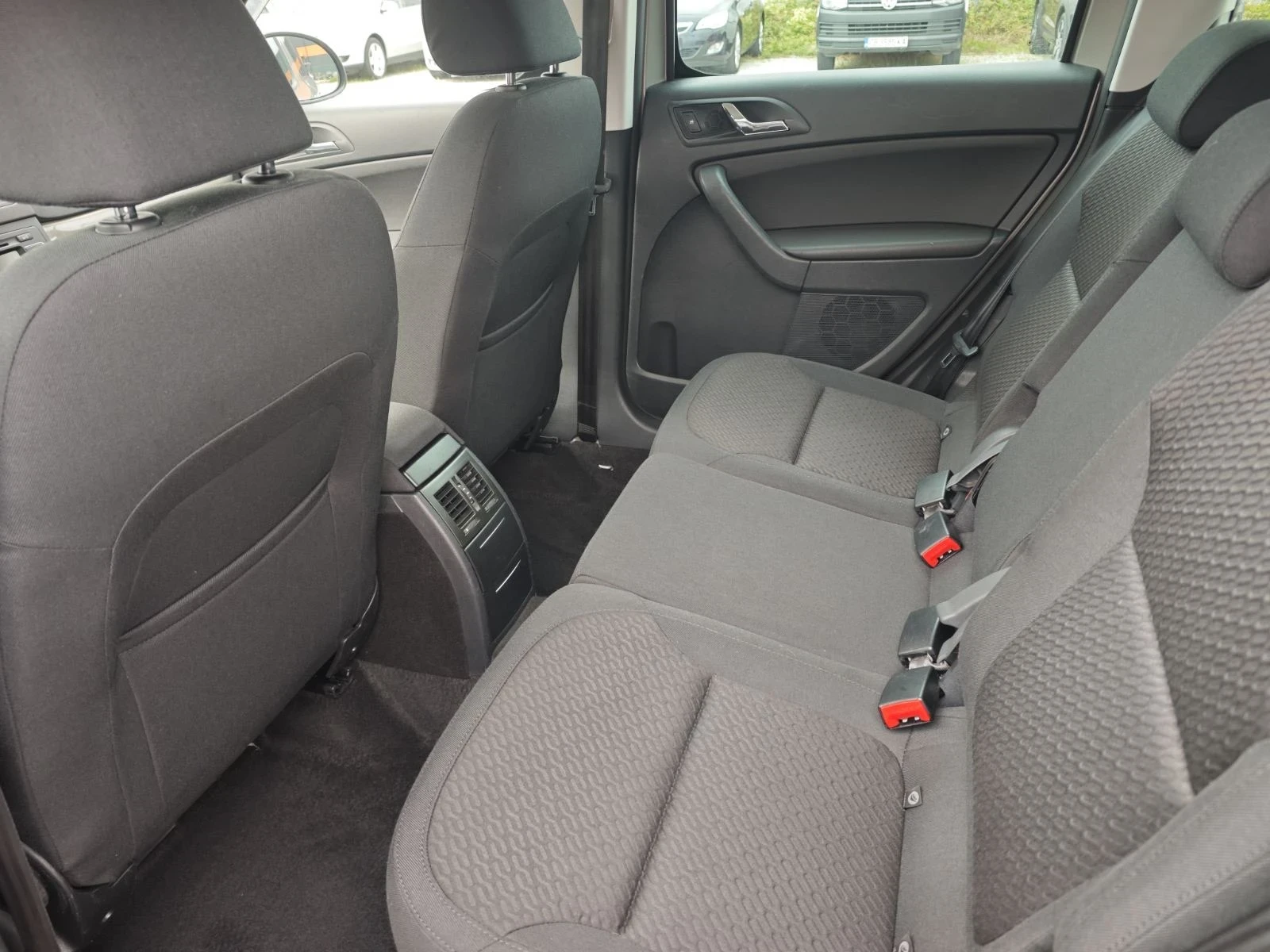 Skoda Yeti 2.0TDI-110k.c. 4x4 | Mobile.bg   14