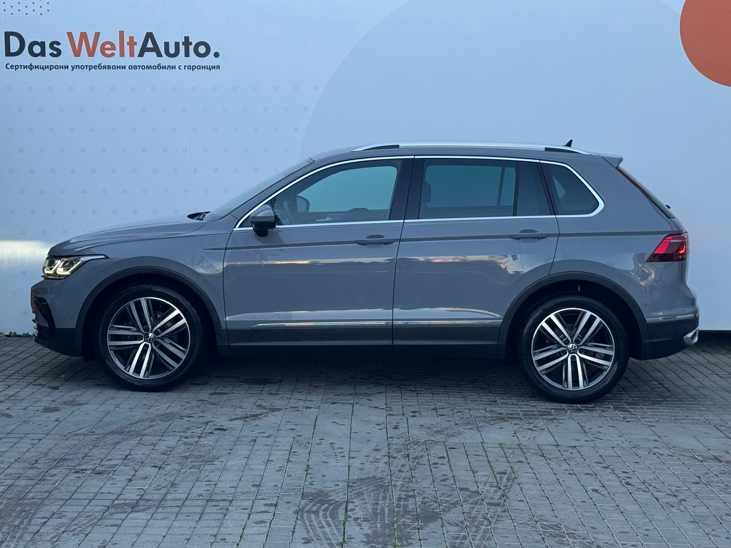 VW Tiguan Elegance 2.0 TDI SCR 4MOTION DSG - изображение 4