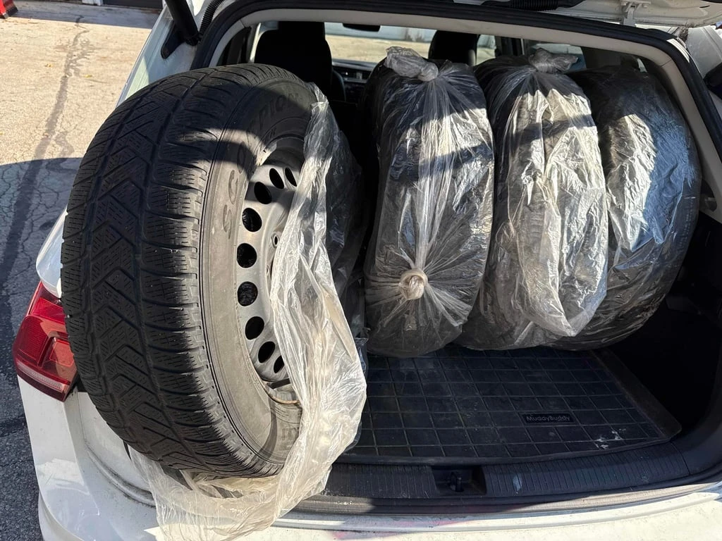 VW Tiguan * Highline * CARFAX *    | Mobile.bg   10