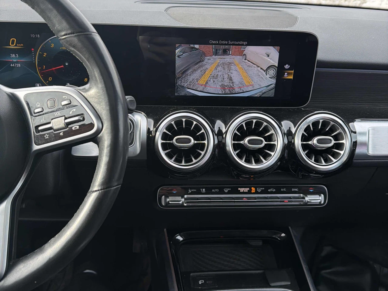 Mercedes-Benz GLB CARFAX* АВТОФИНАНСИРАНЕ* БЕЗ ПЪРВОНАЧАЛНА ВНОСКА*  - изображение 9