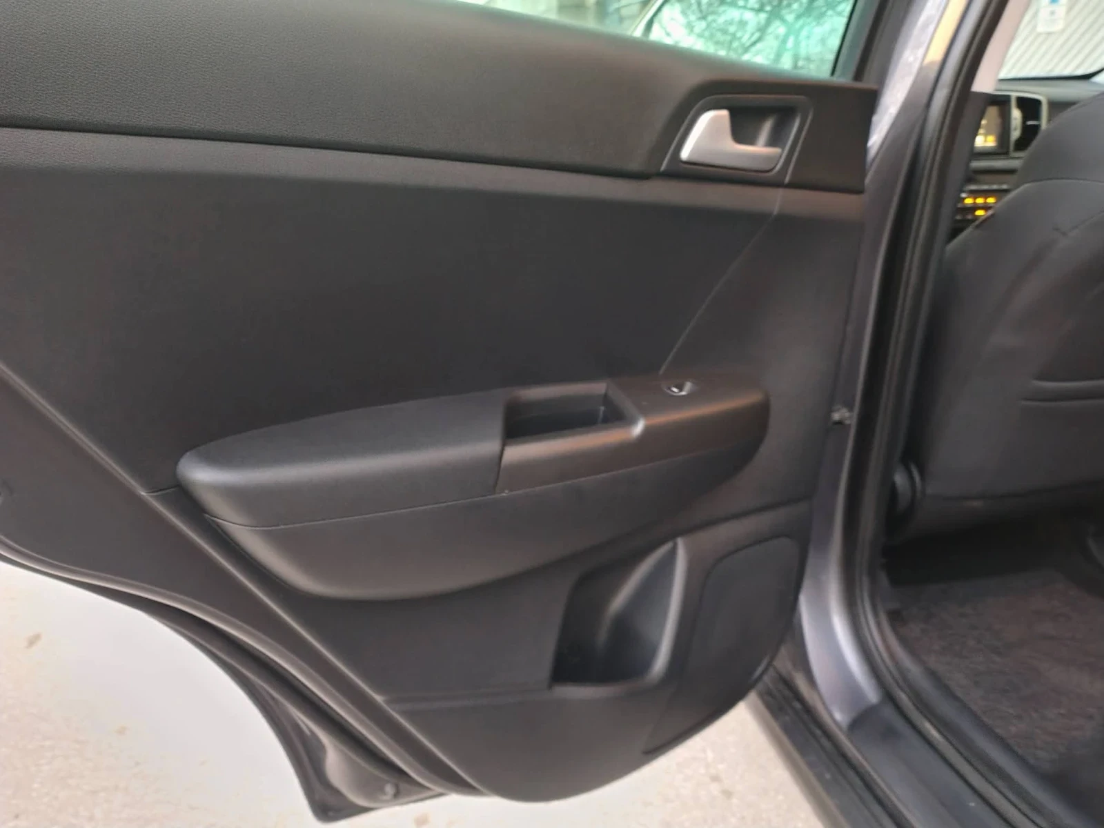 Kia Sportage 1.7 �����  | Mobile.bg � ����������� 16